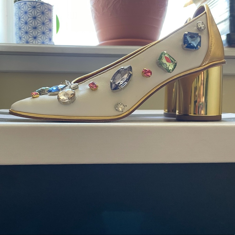 Tory Burch crystal embellished pump  sz7